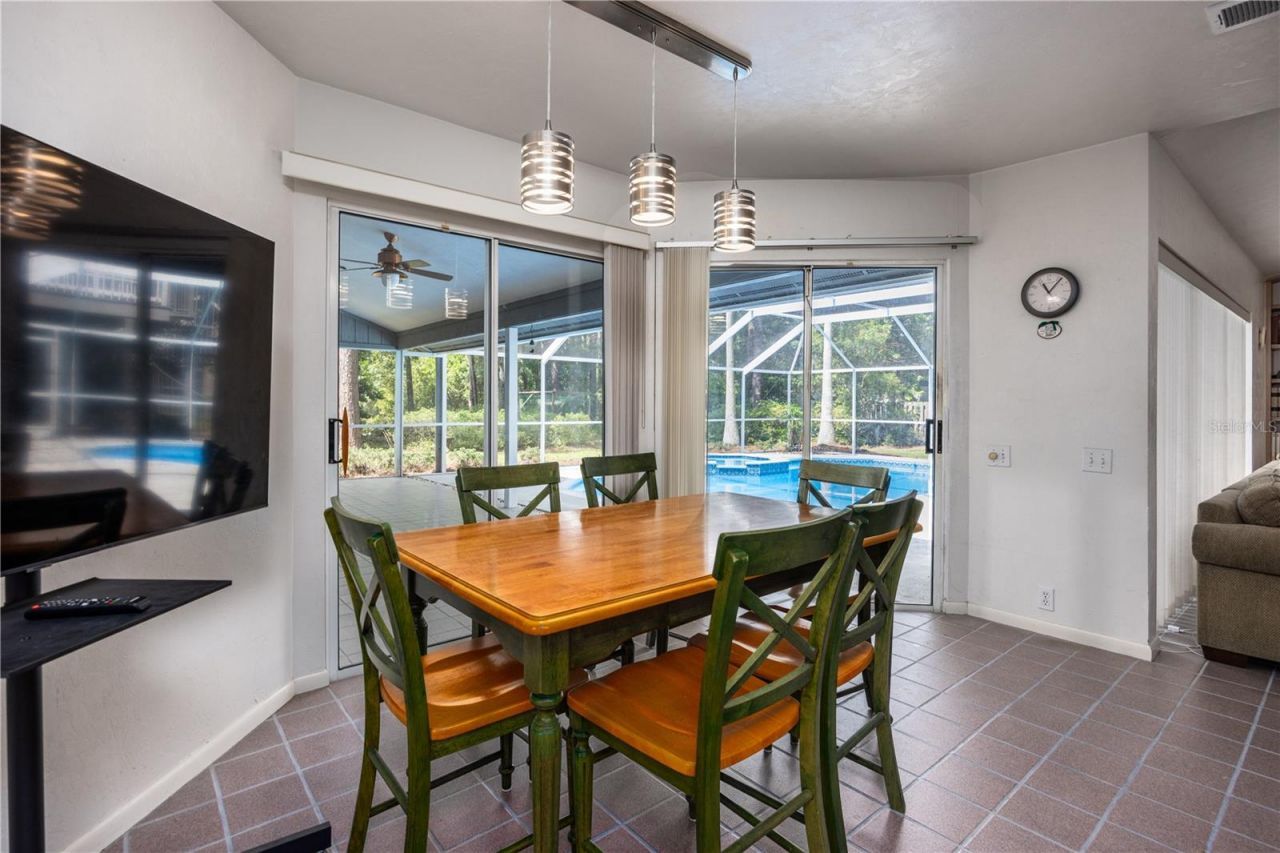 4616 NW 57th Drive, Gainesville, FL 32606 Photo