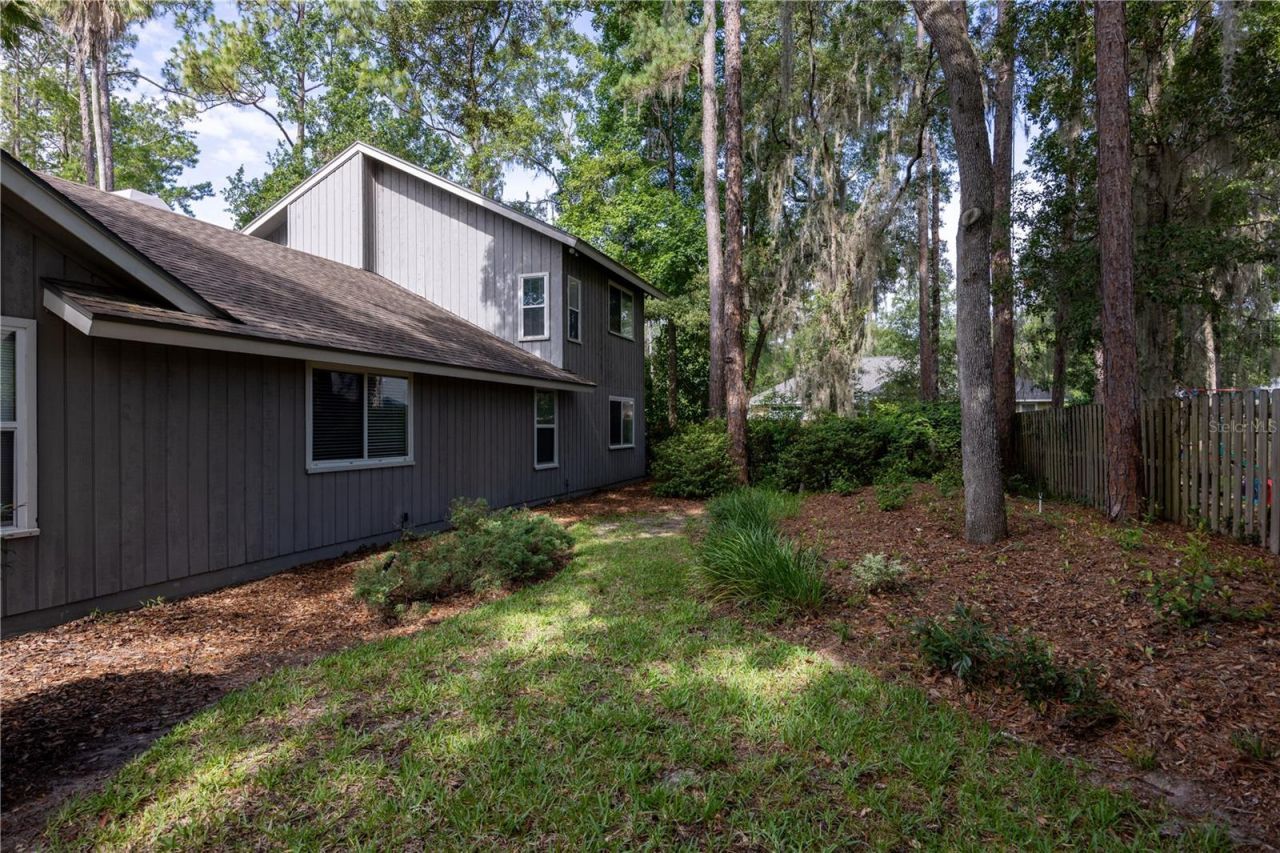 4616 NW 57th Drive, Gainesville, FL 32606 Photo