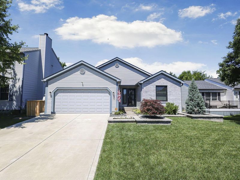 1899 Winding Hollow Drive, Grove City, OH 43123 Photo 2