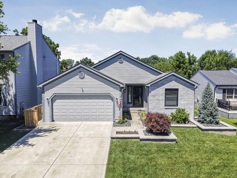 1899 Winding Hollow Drive, Grove City, OH 43123 Photo 3