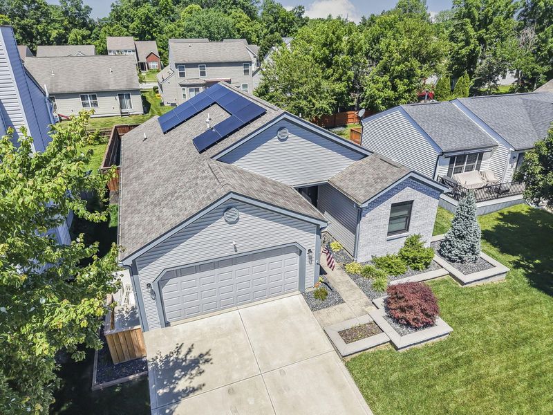 1899 Winding Hollow Drive, Grove City, OH 43123 Photo 5