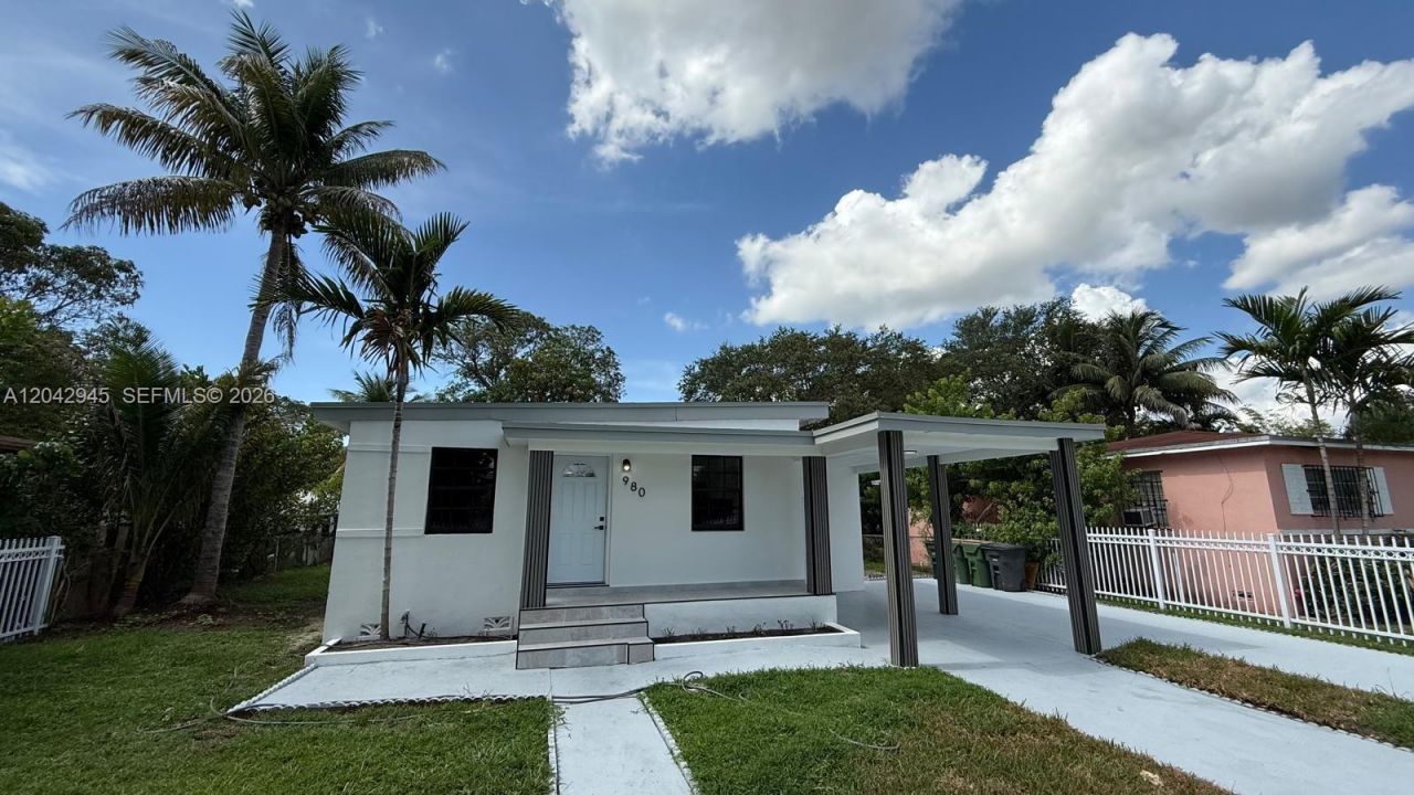 980 NE 146th St , North Miami, FL 33161 Photo