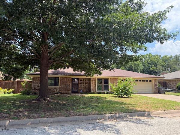 114 Chaparral Drive, Graham, TX 76450