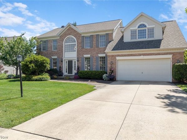 12300 Coopers Run, Strongsville, OH 44149