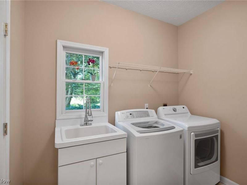 12300 Coopers Run, Strongsville, OH 44149 Photo 18