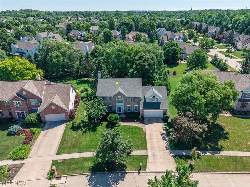 12300 Coopers Run, Strongsville, OH 44149 Photo 2
