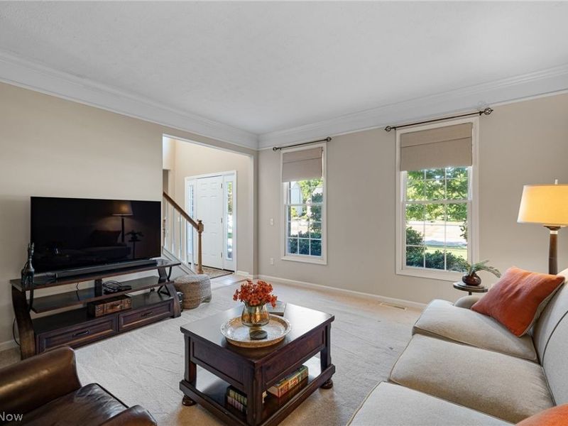 12300 Coopers Run, Strongsville, OH 44149 Photo 6