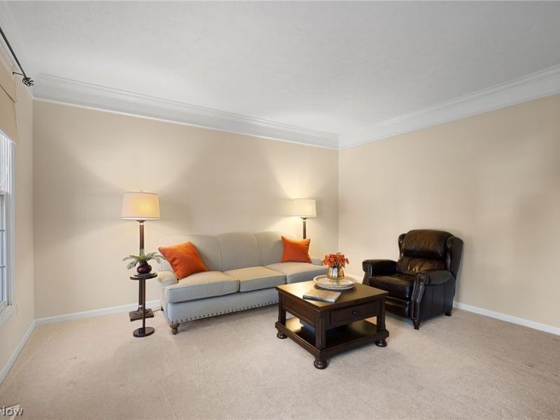 12300 Coopers Run, Strongsville, OH 44149 Photo 8