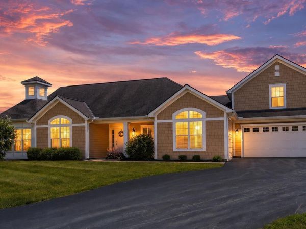 504 Providence Lane , Buckeye Lake, OH 43008