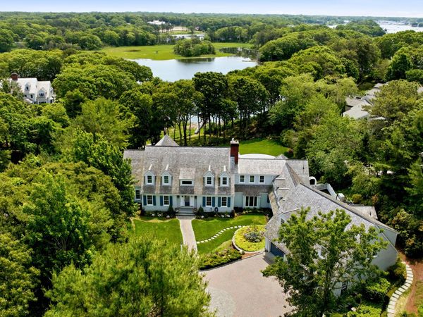 375 Baxters Neck Road , Marstons Mills, MA 02648