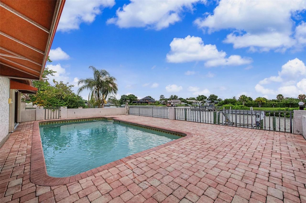 7011 Pelican Island Drive, Tampa, FL 33634 Photo
