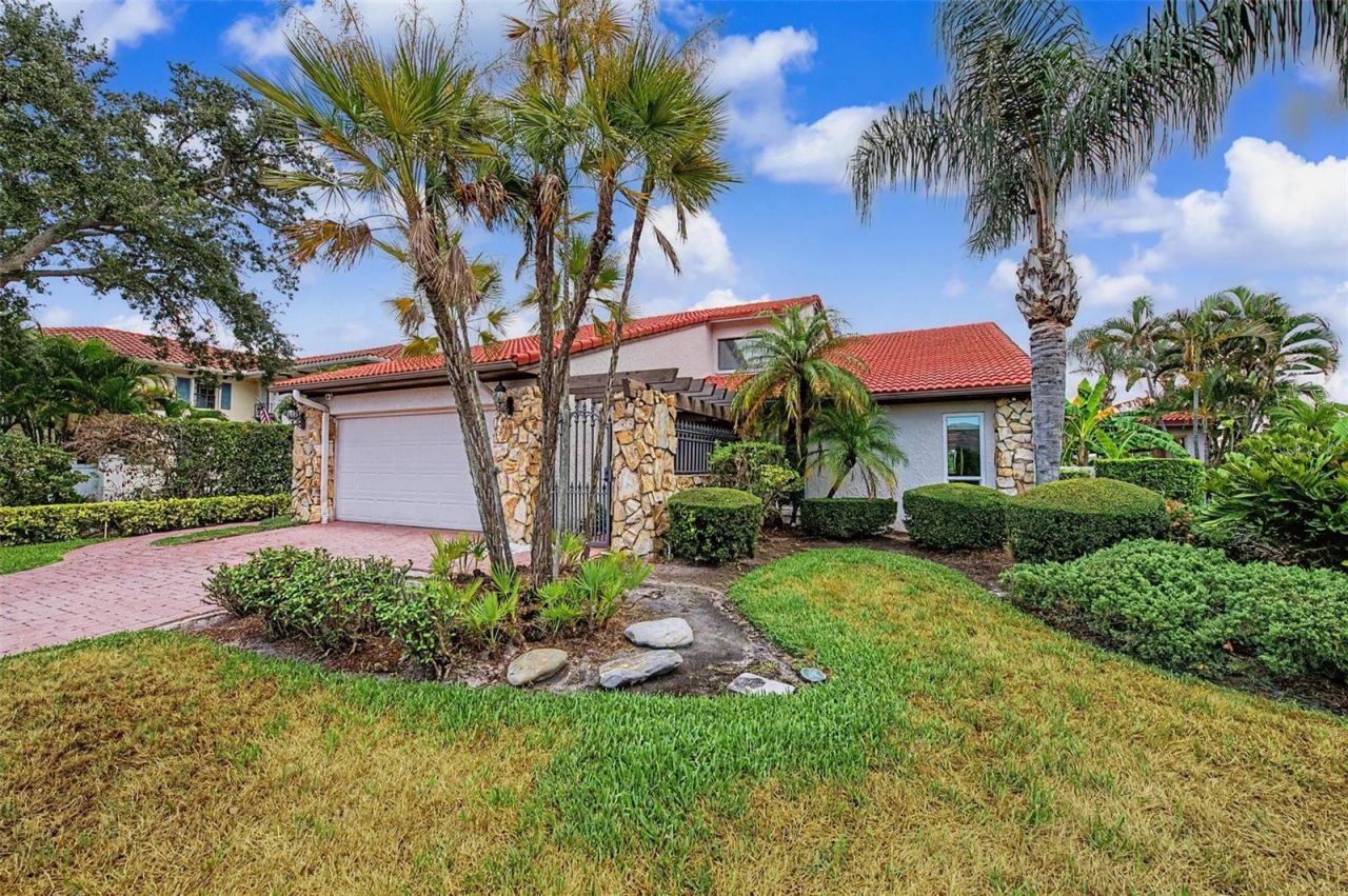 7011 Pelican Island Drive, Tampa, FL 33634 Photo