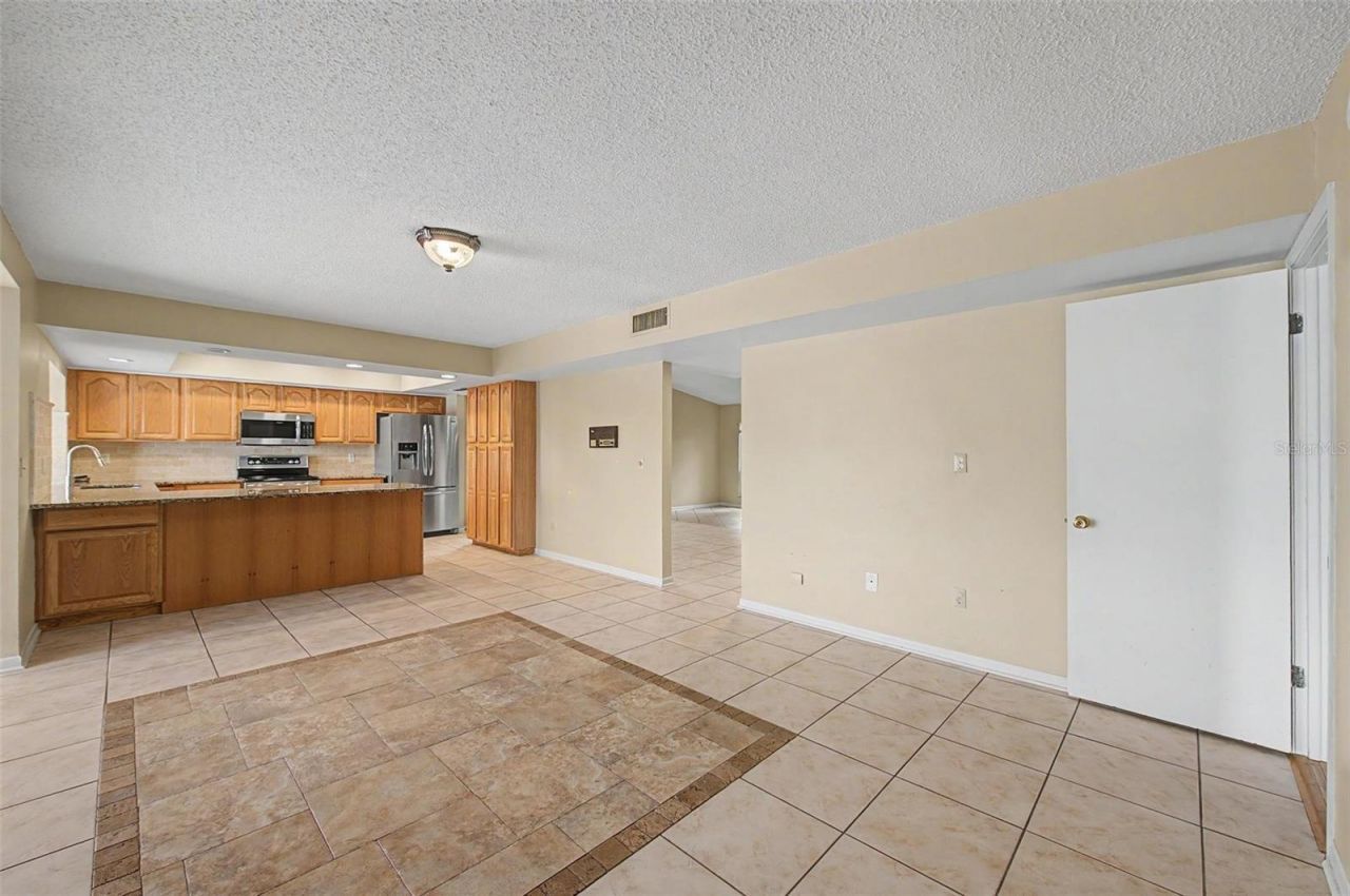 7011 Pelican Island Drive, Tampa, FL 33634 Photo