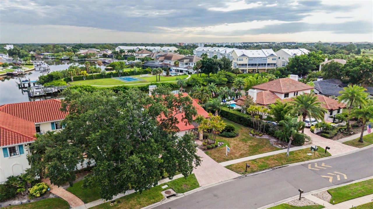 7011 Pelican Island Drive, Tampa, FL 33634 Photo