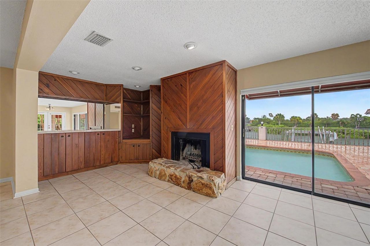 7011 Pelican Island Drive, Tampa, FL 33634 Photo