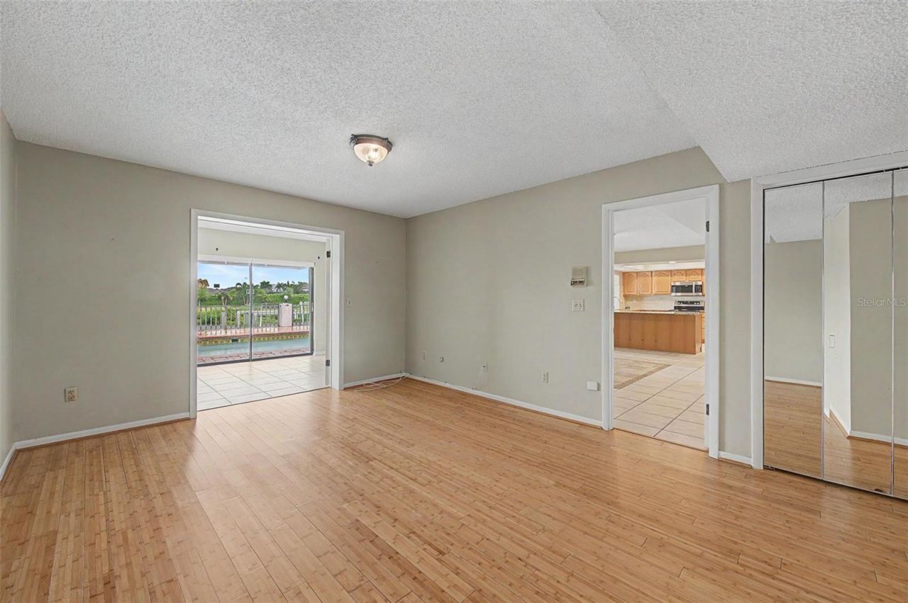 7011 Pelican Island Drive, Tampa, FL 33634 Photo
