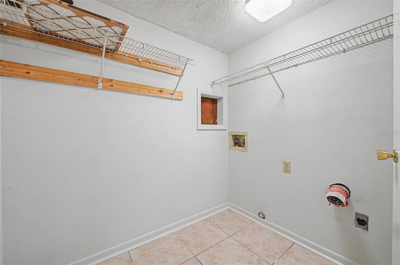 7011 Pelican Island Drive, Tampa, FL 33634 Photo