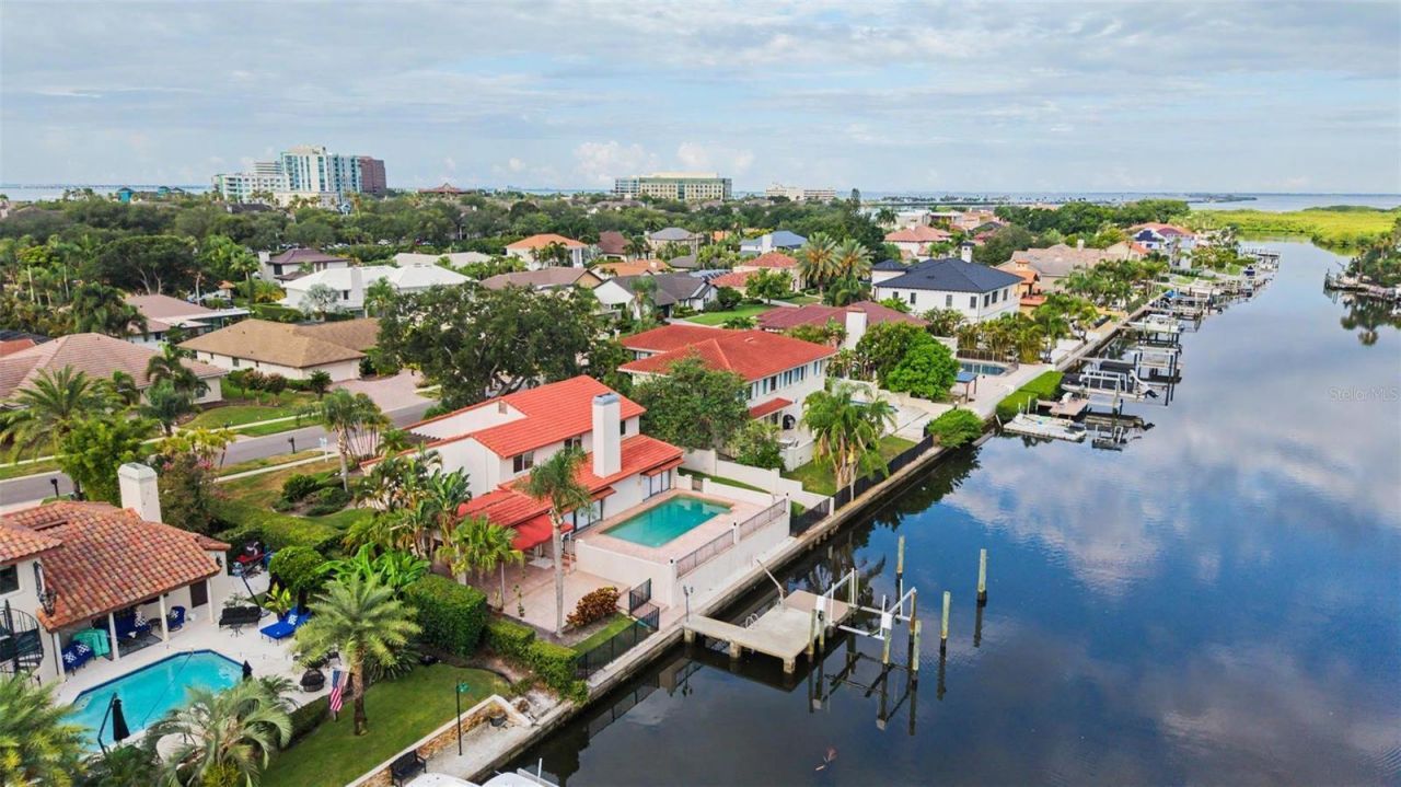 7011 Pelican Island Drive, Tampa, FL 33634 Photo