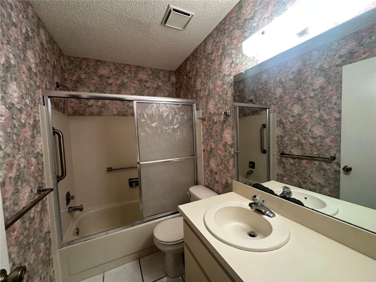 12423 Dearborn Drive , Unit E, Hudson, FL 34667 Photo