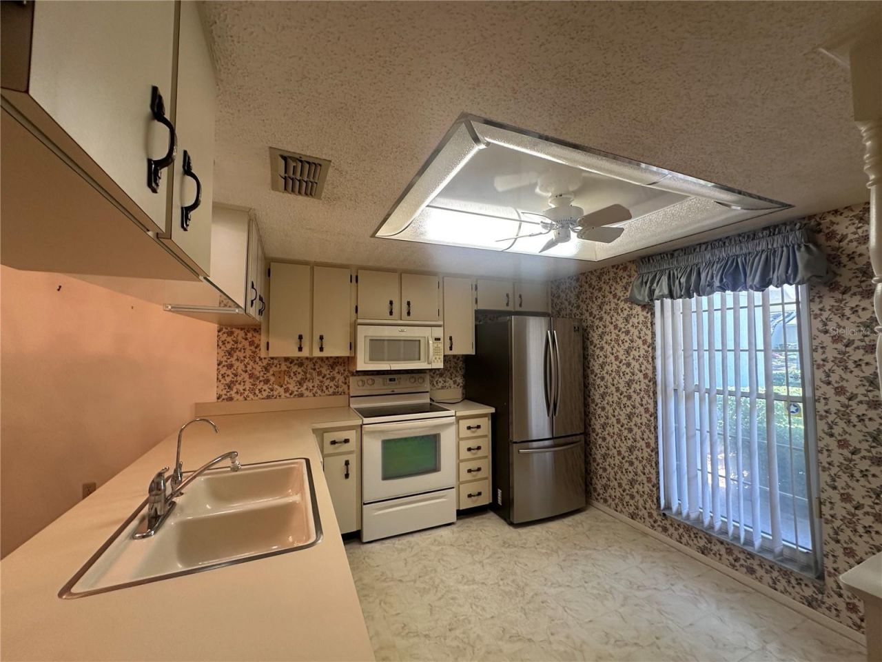 12423 Dearborn Drive , Unit E, Hudson, FL 34667 Photo
