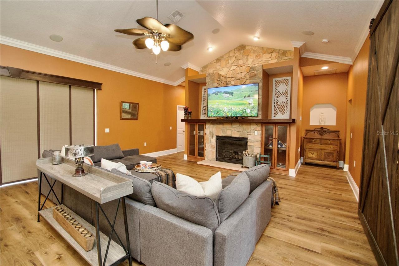 32112 Jack Russell Court, Dade City, FL 33525 Photo