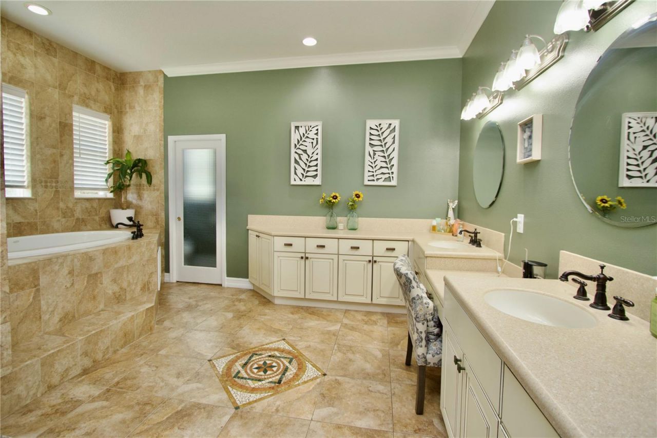 32112 Jack Russell Court, Dade City, FL 33525 Photo