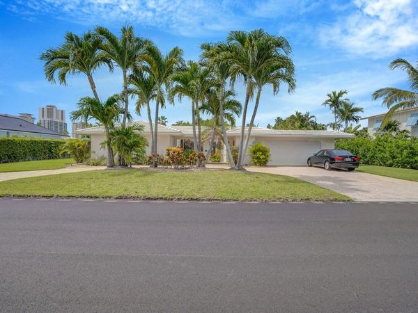 1211 Bimini Lane, Singer Island, FL 33404