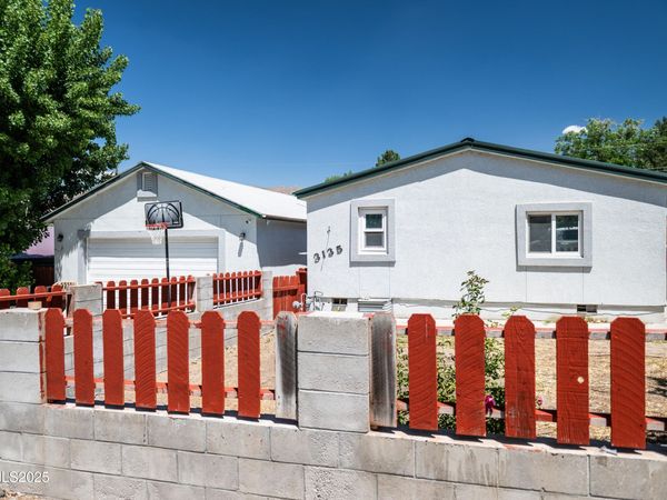 3135 Valley Way, Winnemucca, NV 89445