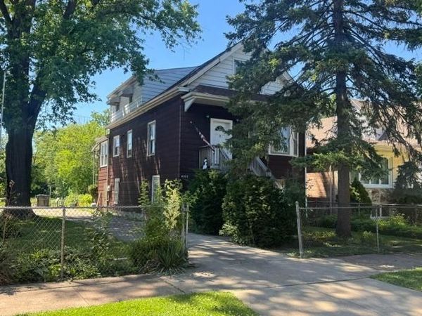 4060 N Mobile Avenue , Chicago, IL 60634