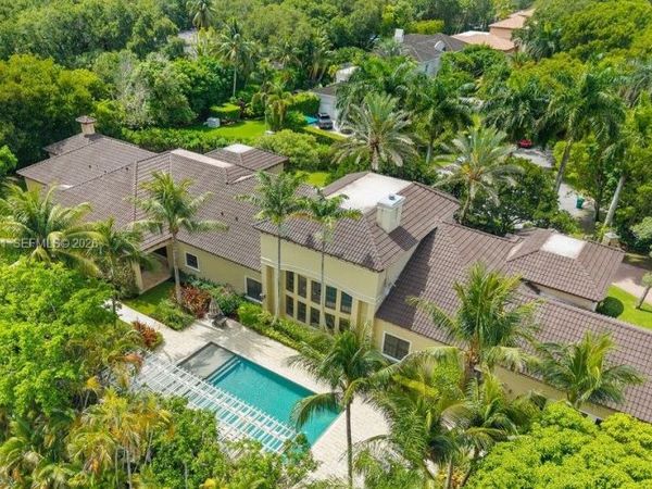 9001 SW 59th Ct, Pinecrest, FL 33156