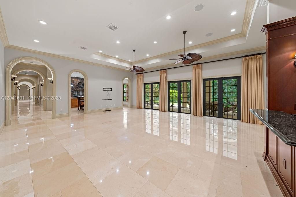9001 SW 59th Ct, Pinecrest, FL 33156 Photo