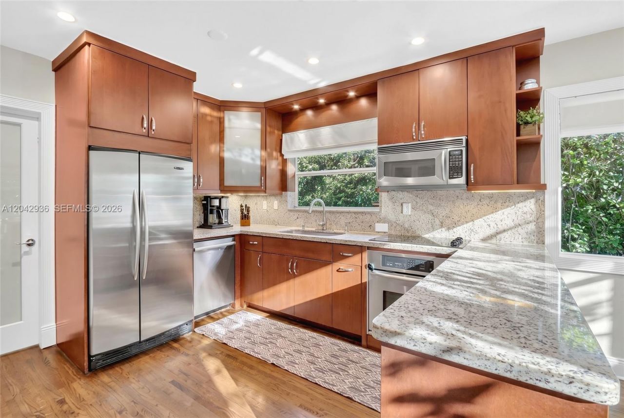 4943 Riviera Dr., Coral Gables, FL 33146 Photo