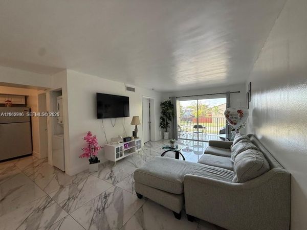 15241 SW 80th St , Unit 207, Miami, FL 33193