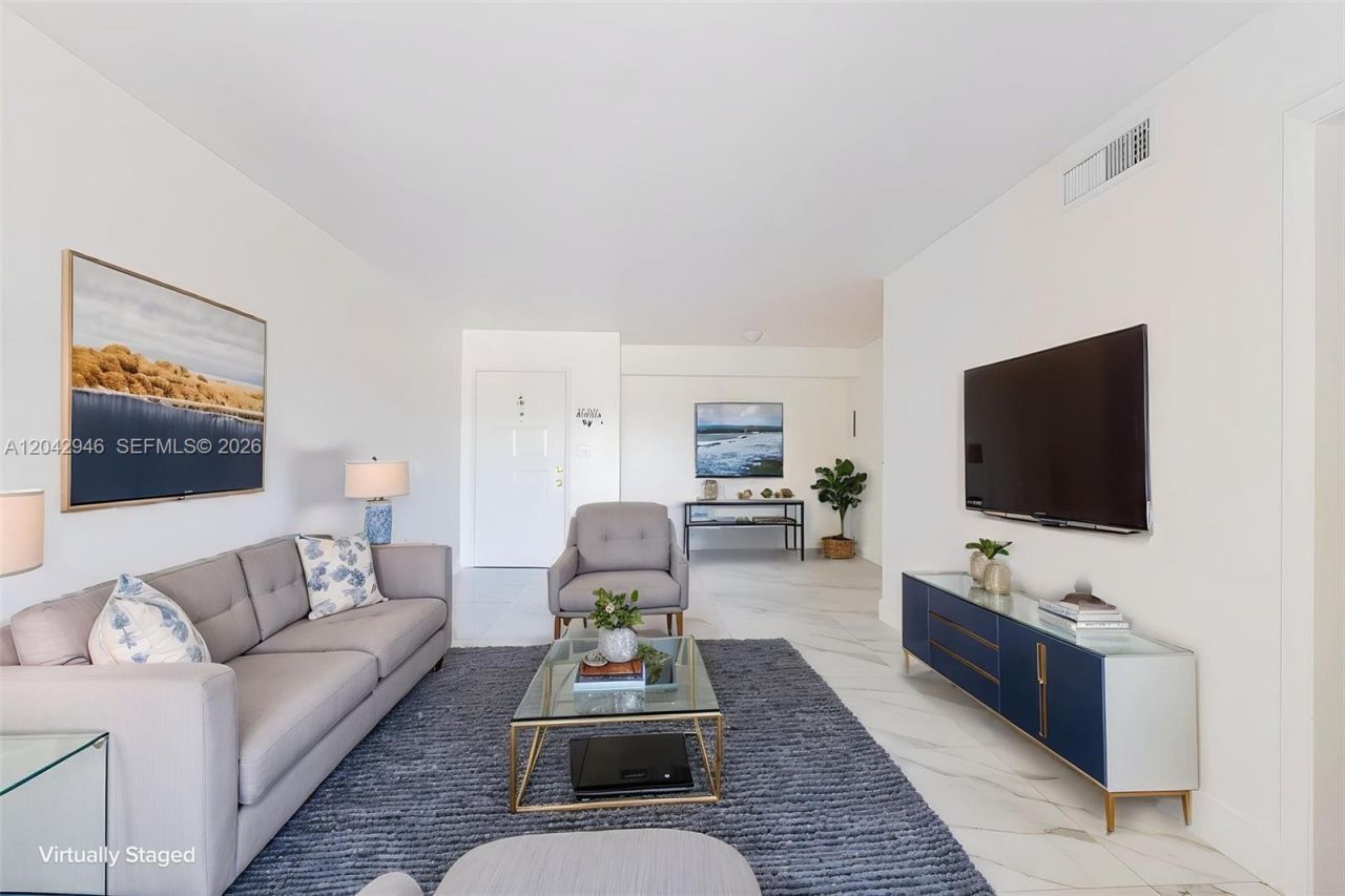 15241 SW 80th St , Unit 207, Miami, FL 33193 Photo
