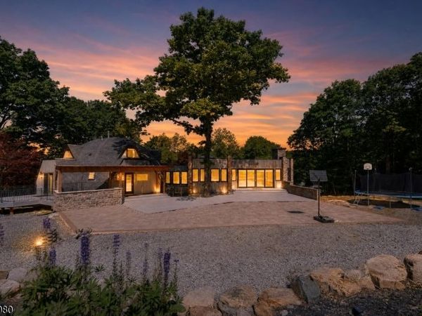 224 Holland Mt Rd, Jefferson, NJ 07438