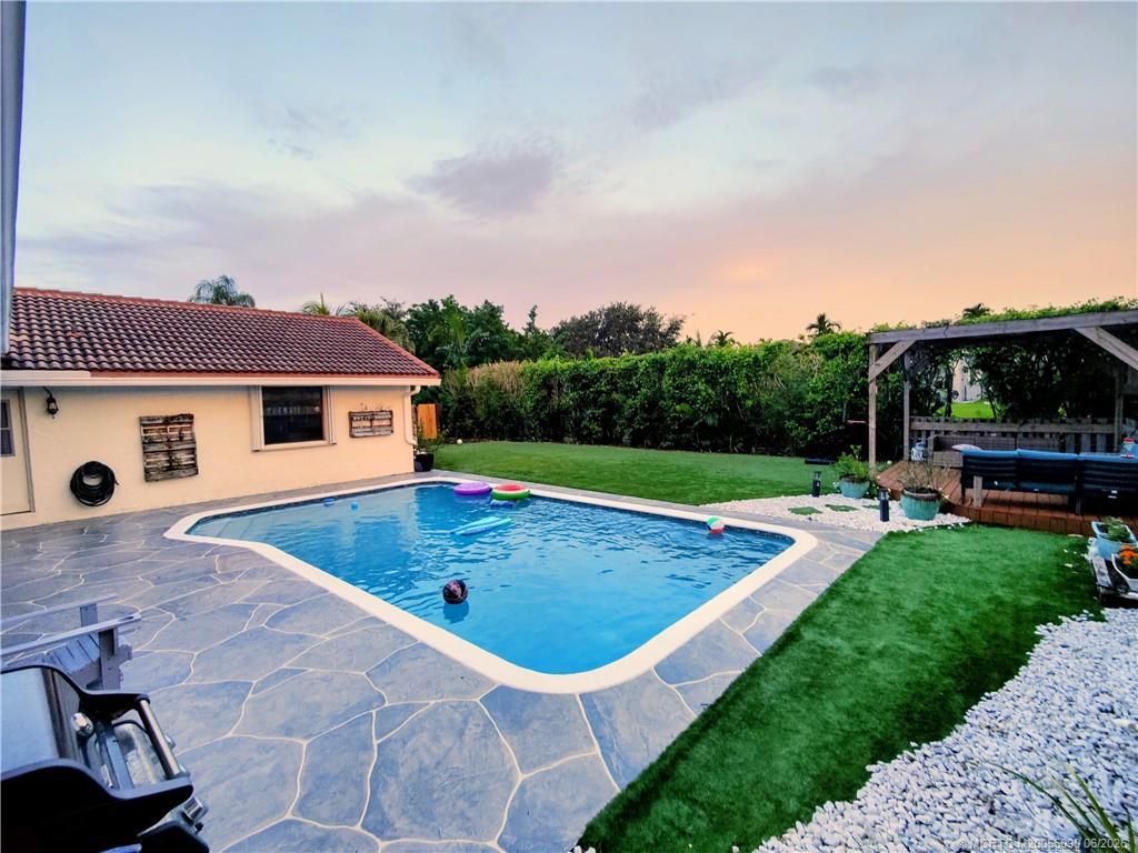9780 NW 10th Street , Fort Lauderdale, FL 33322 Photo