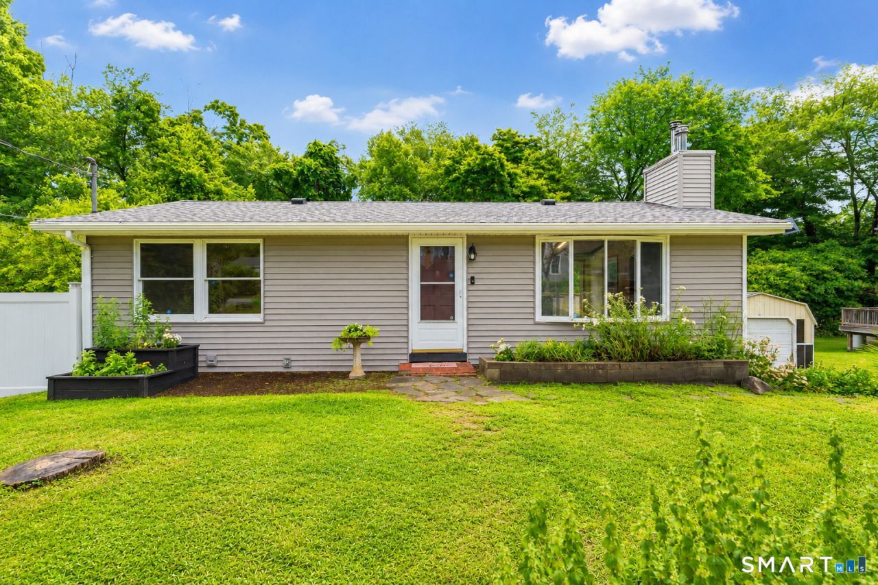 8 Phelps, Deep River, CT 06417 Main Photo