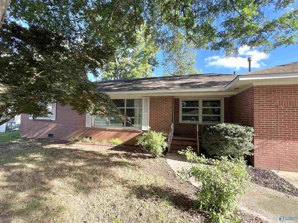 100 Lafayette Avenue, Boaz, AL 35957