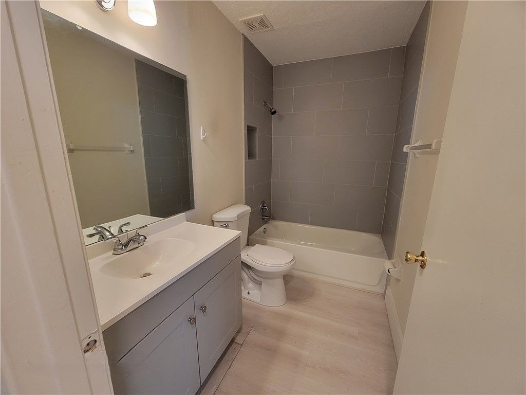 6014 Indrio Road, Unit 3, Fort Pierce, FL 34951 Photo