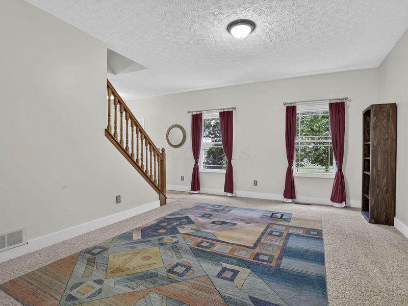 8079 Pelham Drive, Westerville, OH 43081 Photo 10