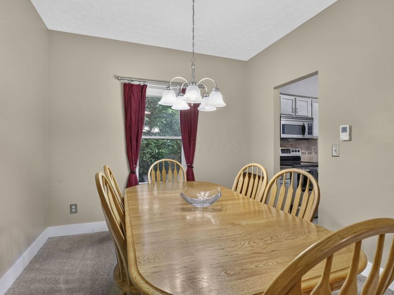 8079 Pelham Drive, Westerville, OH 43081 Photo 11