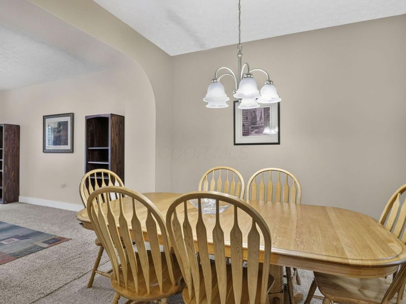 8079 Pelham Drive, Westerville, OH 43081 Photo 13