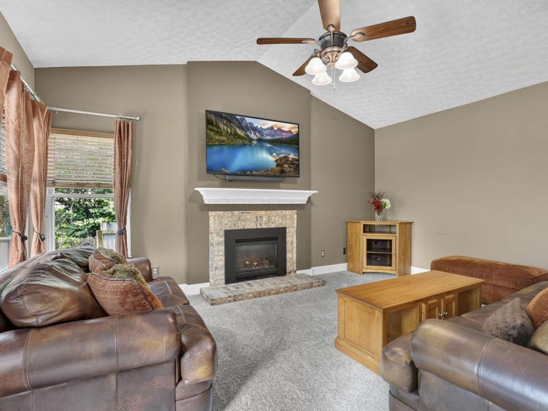 8079 Pelham Drive, Westerville, OH 43081 Photo 14