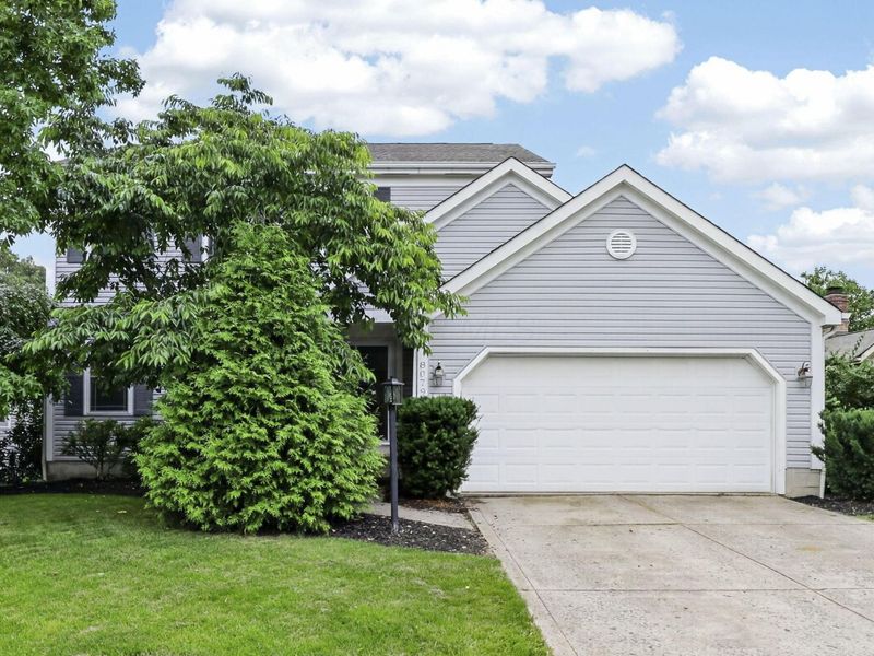8079 Pelham Drive, Westerville, OH 43081 Photo 2