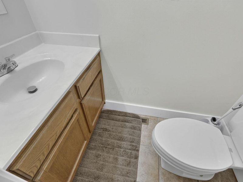 8079 Pelham Drive, Westerville, OH 43081 Photo 23