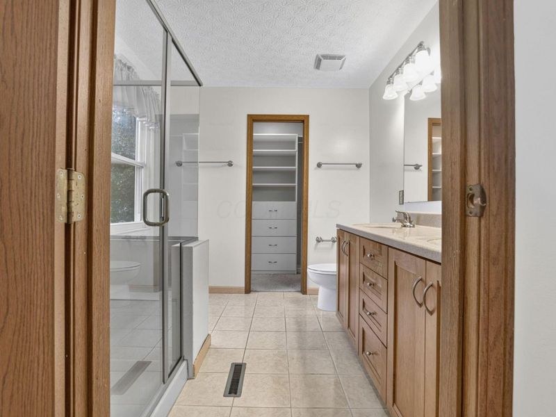 8079 Pelham Drive, Westerville, OH 43081 Photo 27