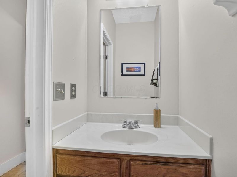 8079 Pelham Drive, Westerville, OH 43081 Photo 34