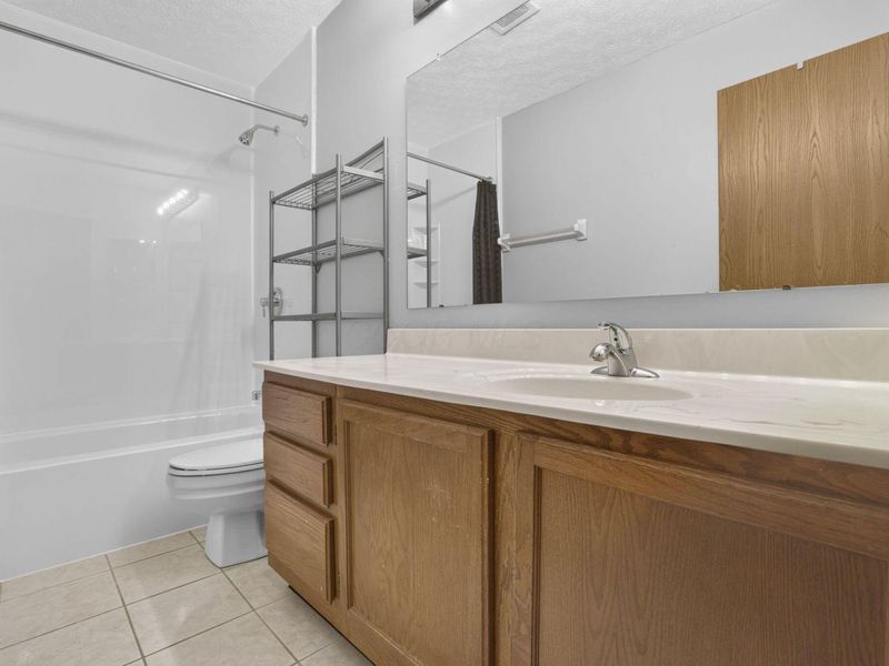 8079 Pelham Drive, Westerville, OH 43081 Photo 38