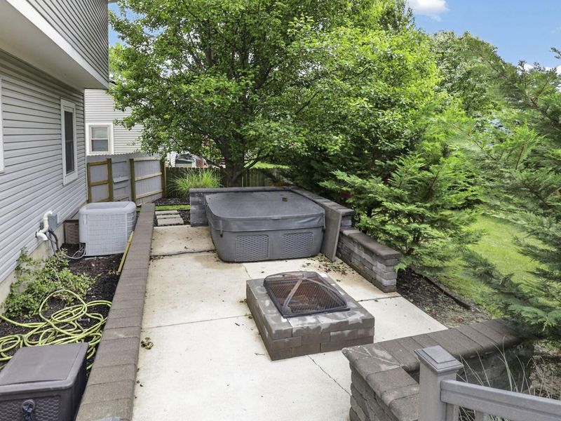 8079 Pelham Drive, Westerville, OH 43081 Photo 45