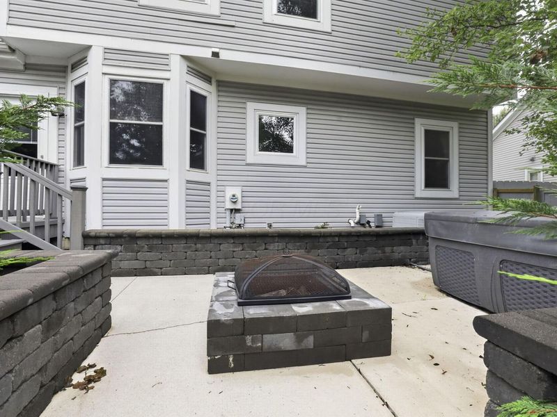 8079 Pelham Drive, Westerville, OH 43081 Photo 46